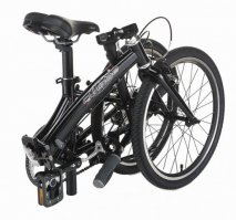 Еще одни изобретатели велосипедов.
Давным давно для тех у кого такие проблемы придумали складные велосипеды