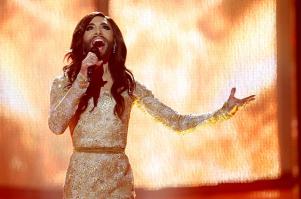 плечи шире жопы, не ***** ли это какой?