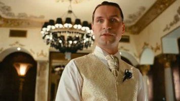 Ох как льву хочется попробовать эту ДИФЛОПЭ с косичками)))