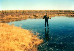 добавлю к хаски на воде, правда извиняюсь за качество - скан с бумаги: