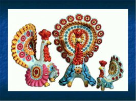 напомнило из детства: дымковские игрушки