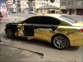 Оклеиваем автомобиль пленкой. Завораживающее зрелище