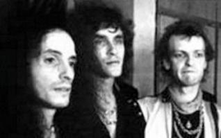 С группой "АРИЯ" явно, что-то не то