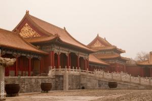 А достопримечательности янки в  Вегасе первыми начали массово копировать. Тут, видимо, с той же целью делают)
Свое у них гораздо лучше выглядит