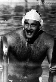 И сына достойного воспитал.
Мшвениерадзе Георгий Петрович - Олимпийский чемпион (1980, Москва); российский спортсмен по водному поло; родился 12 августа 1960 г.в г. Москва; окончил Московский государственный университет; Заслуженный мастер спорта (1980); бронзовый призер Олимпийских игр (1988, Сеул); чемпион мира (1982), обладатель Кубка мира (1981, 1983), чемпион Европы (1983, 1985, 1987), победитель турнира "Дружба" (1984) и игр Доброй Воли (1986), обладатель Кубка Кубков Европы (1984) и Суперкубка Европы (1984); награжден орденом "Знак Почета" и медалью "За трудовую доблесть".