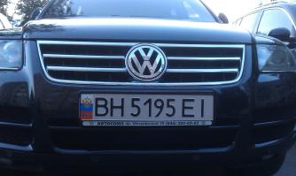 вчера рефлекторно притормозил возле припаркованного во дворе "фолькса" - как-то номера смутили и я не сразу допер :)
теперь уже и в гродно!!! :)