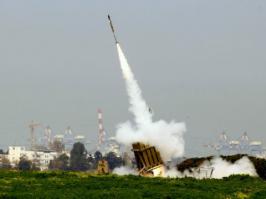 Станислав, вы правы. Платят за всё товарисчи из Ирана. Им очень удобно руками палестинцев рубить непокорных кафироф и еще им абсолютно пофих, что гибнут палестинские дети, собаки и другое мирное население. А Иран и другие славные ребята, такие как ель каида и исламский джихад очень не любят цивилизованный мир, небитых баб без паранджи и всяких чудил, которые молятся не тому богу. Ну а убитых и раненых в Израиле мало, потому что в каждом доме, а в новых домах в каждой квартире есть бомбоубежище, и сирены не запаздывают, добавляю карту экстренного ныканья в бомбоубежищах (она показывает сколько времени есть добежать). А убитые плестинские дети это жервы ХАМАСА, боевики которого очень любят ими прикрываться и потом использовать, маша их трупиками перед камерами СМИ, чтобы всякие гуманисты глубоко ужасались и говорили что Израиль-сука и вообще козлы.