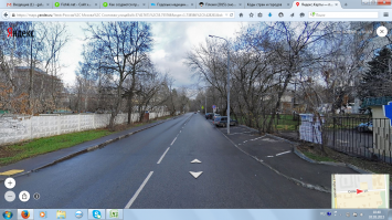 Улица Сосновая. В чем прикол кармана со знаком, я так и не поняла. Рядом ЖК, машин всегда много. Пока никого не эвакуировали, но, чувствую, это временно.