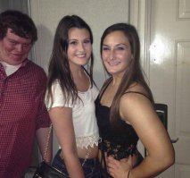 Тёлкам походу хана. Этот чувак - инопланетянин из первой части Men in Black.