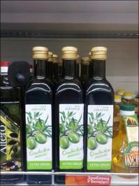 Не надоело?
Ребята, цены выросли, а в Россию как шел импорт так и идет. Только выглядит он теперь забавно... А так да, конечно, на нас санкции вообще не сказались, ага... Особенно с учетом того, что это наши же санкции против нас самих же - лично знаю перепаковщиков польских яблок в РБ, например...