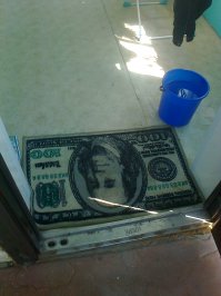 У сестры,не флаг конечно но давно.