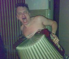 Поддал газу на бездорожье