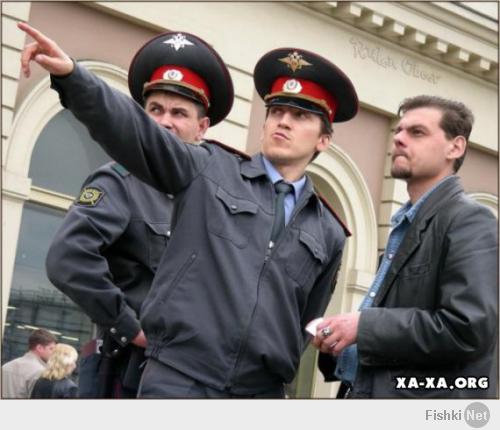 касса воон там.или ты покупаешь билет или в обезьянник!