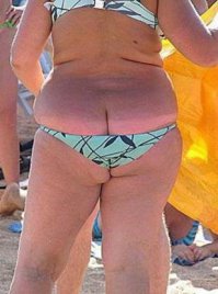 По приезду в Турцию купальник был нормальный, или купальник сел, или халява сделала своё дело.