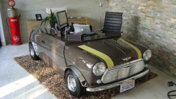 Вот это я понимаю оригинальный рабочий стол