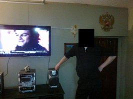 Я вас умоляю. У меня троюродный брат на строгаче сидит, вот как там хата выглядит: