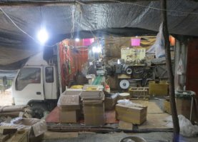 Как производят модельные туфельки в Индии