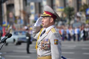 Вот ещё из мусора сделано: