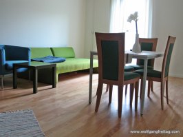 В этих застенках и с крепкими нервами человек не выдержит, покончит жизнь самоубийством. Представляю, какие у них звери надзиратели.