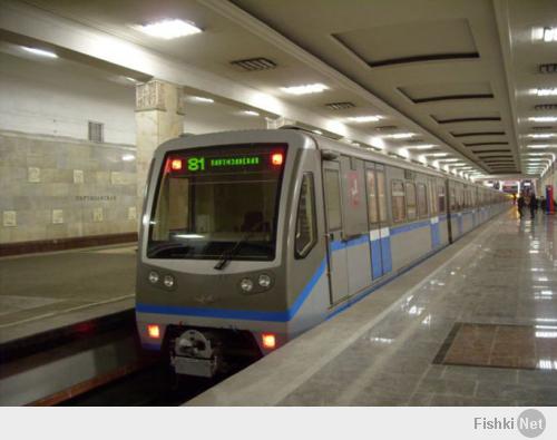 И вот посмотри как здесь ,по уму сделано.И как машинист сидит относительно оси.