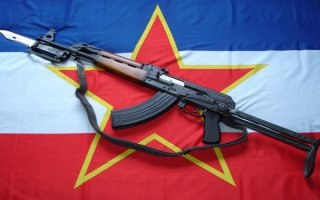 калаш для левшей что ли?