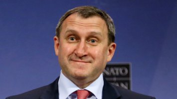 Да это же два брата, акробата.