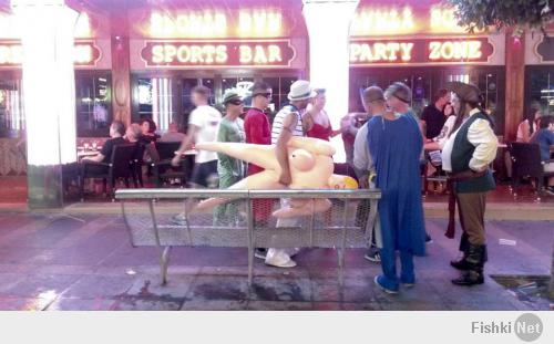 Как вы культурно отдыхали. Мы были на Магалуфе - дикое веселье и разврат )