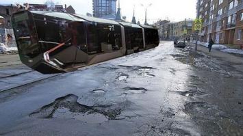 Осталось страну подогнать под стать ему...