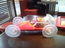 При чем здесь починил? Это из рубрики "Очумелые ручки". И прикольно получилось. ИМХО