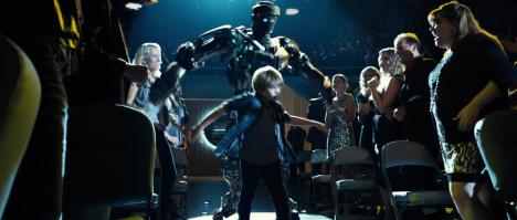 Напомнило про танец пацана из Живой Стали