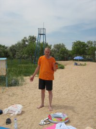 Анапа, Темрюкский р-н, 2010-й год.
Где автор такой кошмар снимал? На городских общественных пляжах?