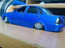 Тюнинг игрушечных машинок Hot  Wheels