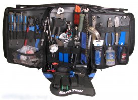 23 февраля - день, носков, трусов и пенок для бритья!