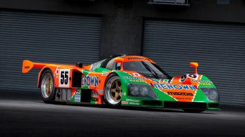 Ну и где тут спорткары? Вот это спорткар, например: Mazda 787B с роторным двигателем. Единственный японский победитель 24-часовой гонки в Ле-Мане.