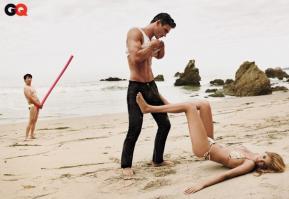 Всегда найдётся парочка, которая испортит тебе фотку: