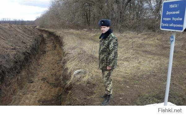 Еще не хватало мне ваш бандэровский собачий язык понимать...короче иди на х.у.й.!
Чмо. Еще раз пишу мне по х.у.й. на вашу "Великую" страну обкопанную ямкой по границе с Россией...