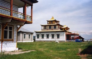 Иволгинский дацан. Был, смотрел. Красиво и интересно.