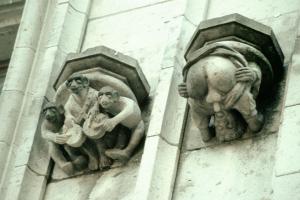 Всё равно, самая "страшная" - на Kölner Rathaus
