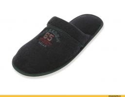 Купи себе средство от пауков. Кстати если кот в доме есть - тоже пригодится.