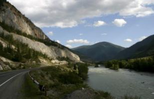 трасса М52 - там хорошая дорого на самом деле.