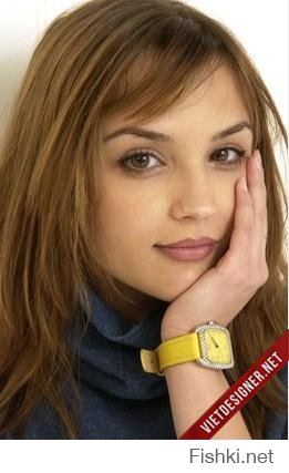 У Билла Гейтса, как и у несколько миллиардов других людей, есть дети. Его старшую дочь зовут Дженнифер Кэтрин Гейтс, и некоторая часть Интернета, кажется, думает, что она выглядит так же, актриса Рэйчел Ли Кук.Проблема в том, что она выглядит лучше, чем Кук, люди просто подписывают фотографии Дженнифер как будто это Кук. Поиск ее имени на Google Image Search дает целую страницу фотографии Рейчел, однако большенство - это фотографии Дженнифер.

Иначе говоря троллинг зашел слишком далеко.  с 2011 года все пытаются сделать из Дженифер Рейчил и в итоге так и произошло. Все думают смотря на фотографии Дженнифер Кэтрин Гейтс что это на самом деле Рэйчел Ли Кук. Повторюсь - Рэйчел Ли Кук страшнее. пользователь zxab очередной троль поддерживающий всеобщее интернет безумие