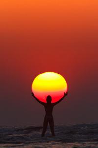 Спасибо автору. Посмотрел с удовольствием. Сектор газа слушаю всегда.