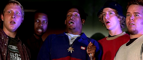 -Бежать немедленно!
- Бежаать.