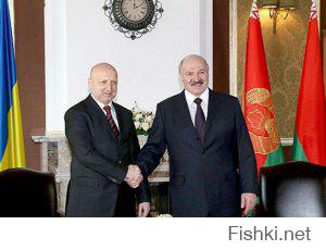 Лукашенко сейчас показал, что он будет общаться хоть с чертом лысым, лишь бы иметь от этого выгоду лично для себя. уже многие россияне раньше кричавшие "батько - наше все" разочаровались в нем. 
так что уж извините, выкину тут фото и других друзей Лукашенко.