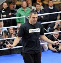 Рецепт от Кличко,как можно согреться зимой.
P.S."А сегодня в завтрашний день не все могут смотреть. Вернее смотреть могут не только лишь все, мало кто может это делать".