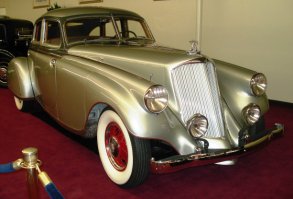 1933 Pierce-Arrow Silver
Его исключительная внешность даже увековечена в игре Mafia
