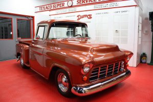 Для бездорожья действительно был хорош Pickup 4X4 но и низкий вариант для хороших дорог смотрится очень неплохо!