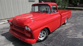 Для бездорожья действительно был хорош Pickup 4X4 но и низкий вариант для хороших дорог смотрится очень неплохо!