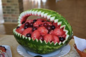 +100, года четыре так нарезаю, домашние по другому не желают, а на праздники когда не лень делаю корзинку