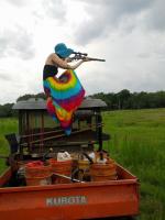 "Вижу ещё одного натурала..."

P.S. Судя по отсутствию сисек - это переодетый мужик. :)